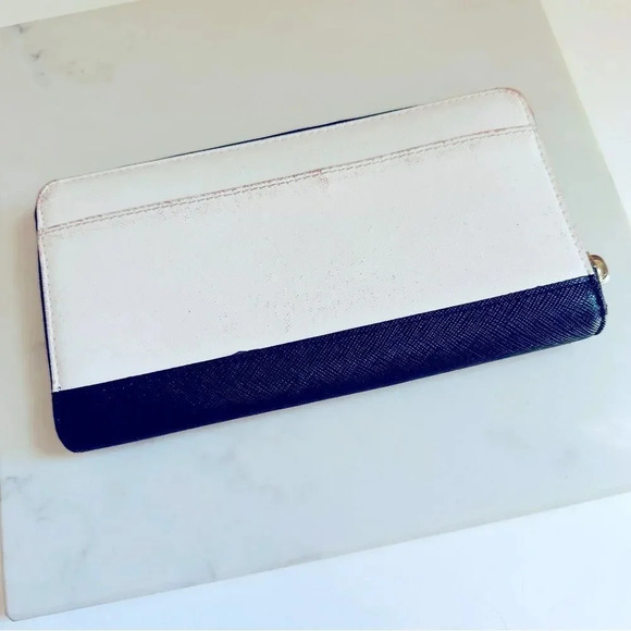 Kate Spade New York Haute Stuff Spice Things Up Large Zip Around Wallet - Picture 2 of 11